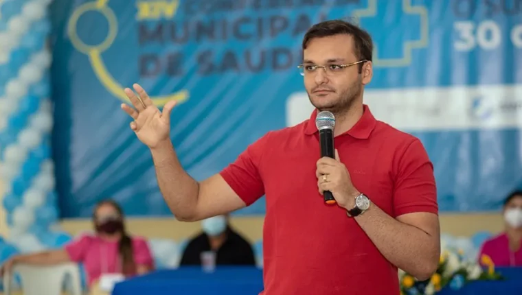 Prefeito Felipe dos Pneus é alvo de decisão judicial que obriga exoneração de contratados e nomeação de concursados em Santa Inês.