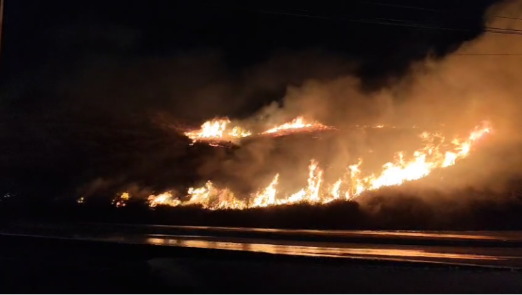 Calor e tempo seco aumentam focos de incêndio em São Luís; Maranhão já soma quase 2 mil registros só em outubro, segundo o INPE.