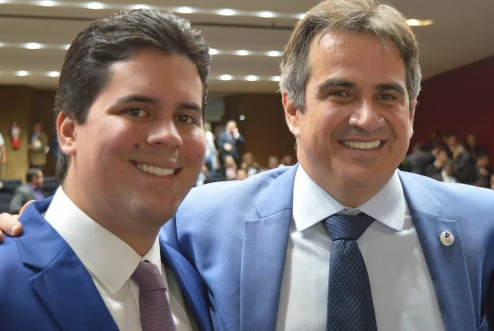 Ministro do Esporte, André Fufuca, é pressionado pelo PP a deixar o governo Lula e pode perder o comando do partido no Maranhão.