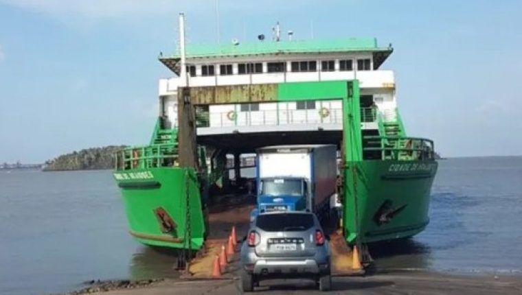 Ferry Cidade de Araioses volta a operar após vistoria e liberação da Capitania dos Portos, garantindo segurança na travessia entre São Luís e a Baixada Maranhense.
